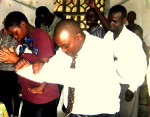 congregationpraising.jpg