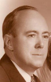hoyerportrait.jpg